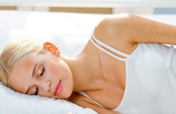Влияния положения тела во время сна на внутреглазное давление