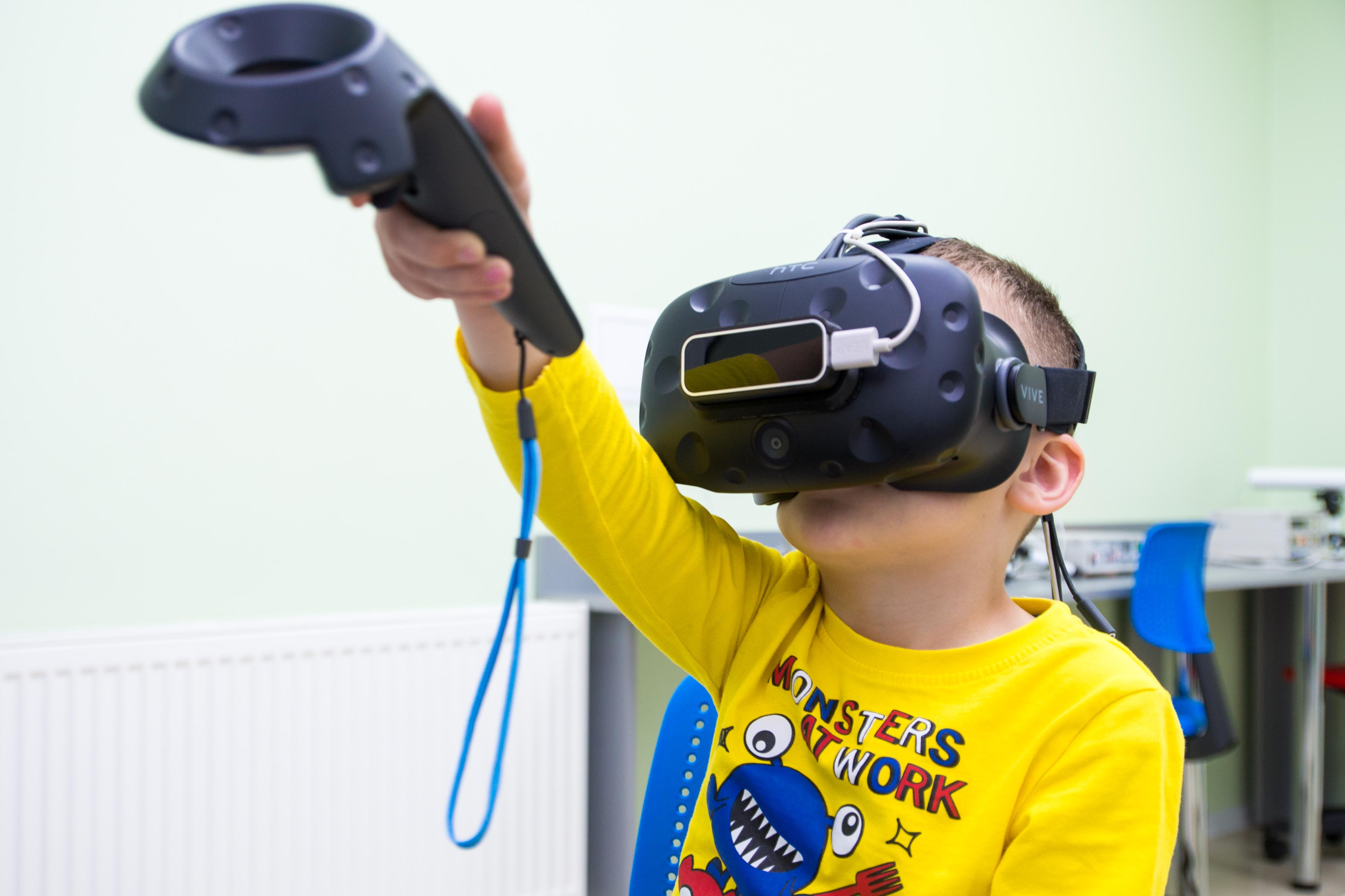  “Vivid Vision” virtual simulator